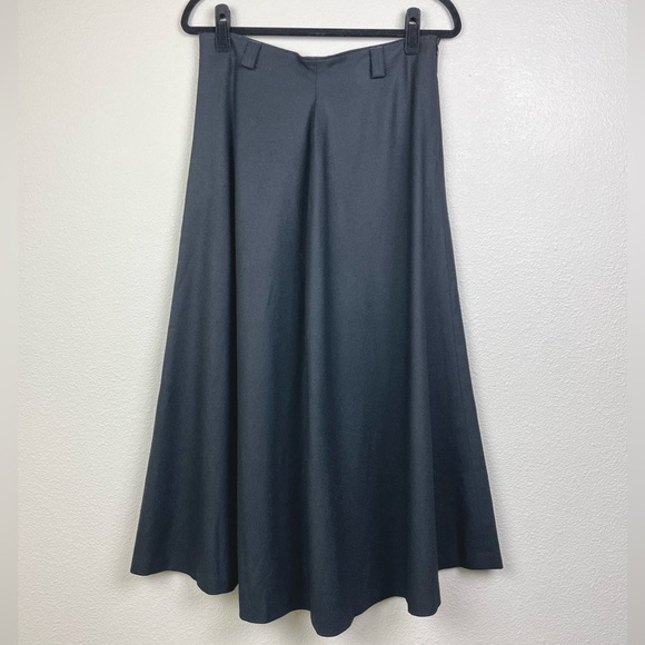 Pendleton Dresses & Skirts - VTG Pendleton Women's 14 100% Virgin Wool Black Midi Skirt High Rise Gothic Knit